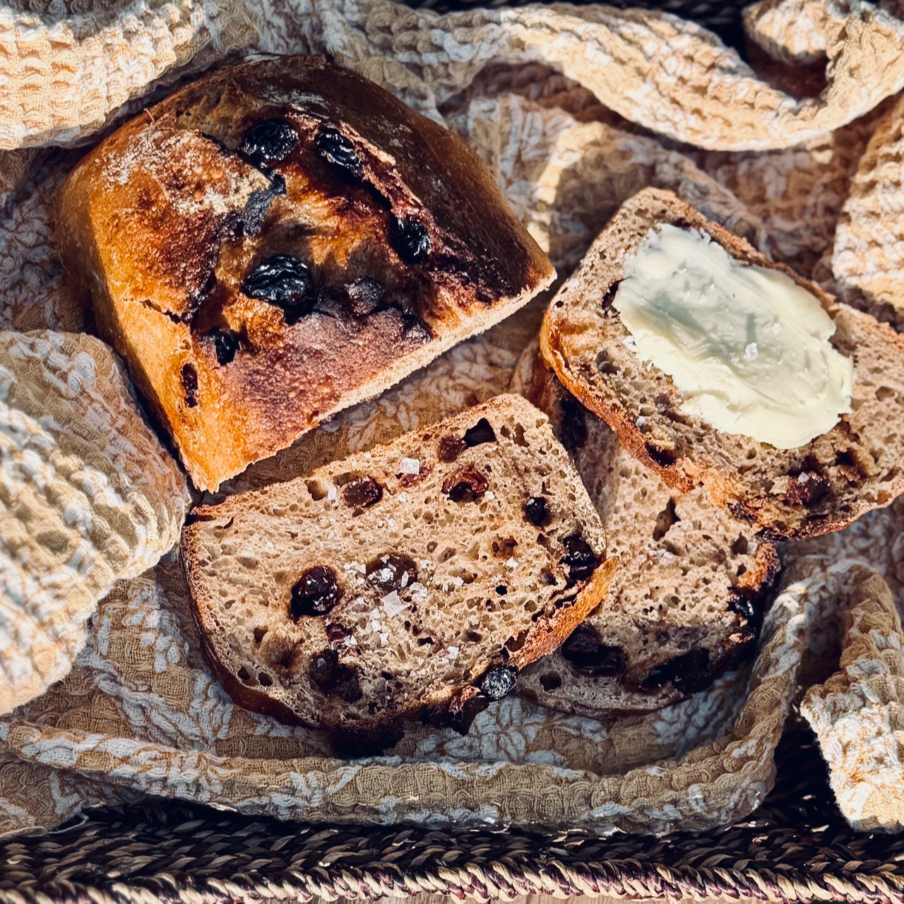 Cinnamon Raisin Sourdough