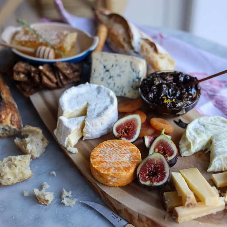 Rye cheese board